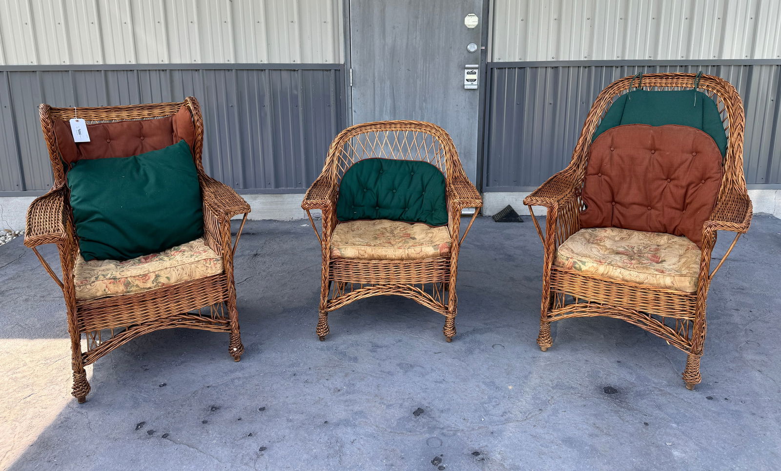 3 Mc Hugh Bar Harbor Wicker Arm Chairs (1 of 5)