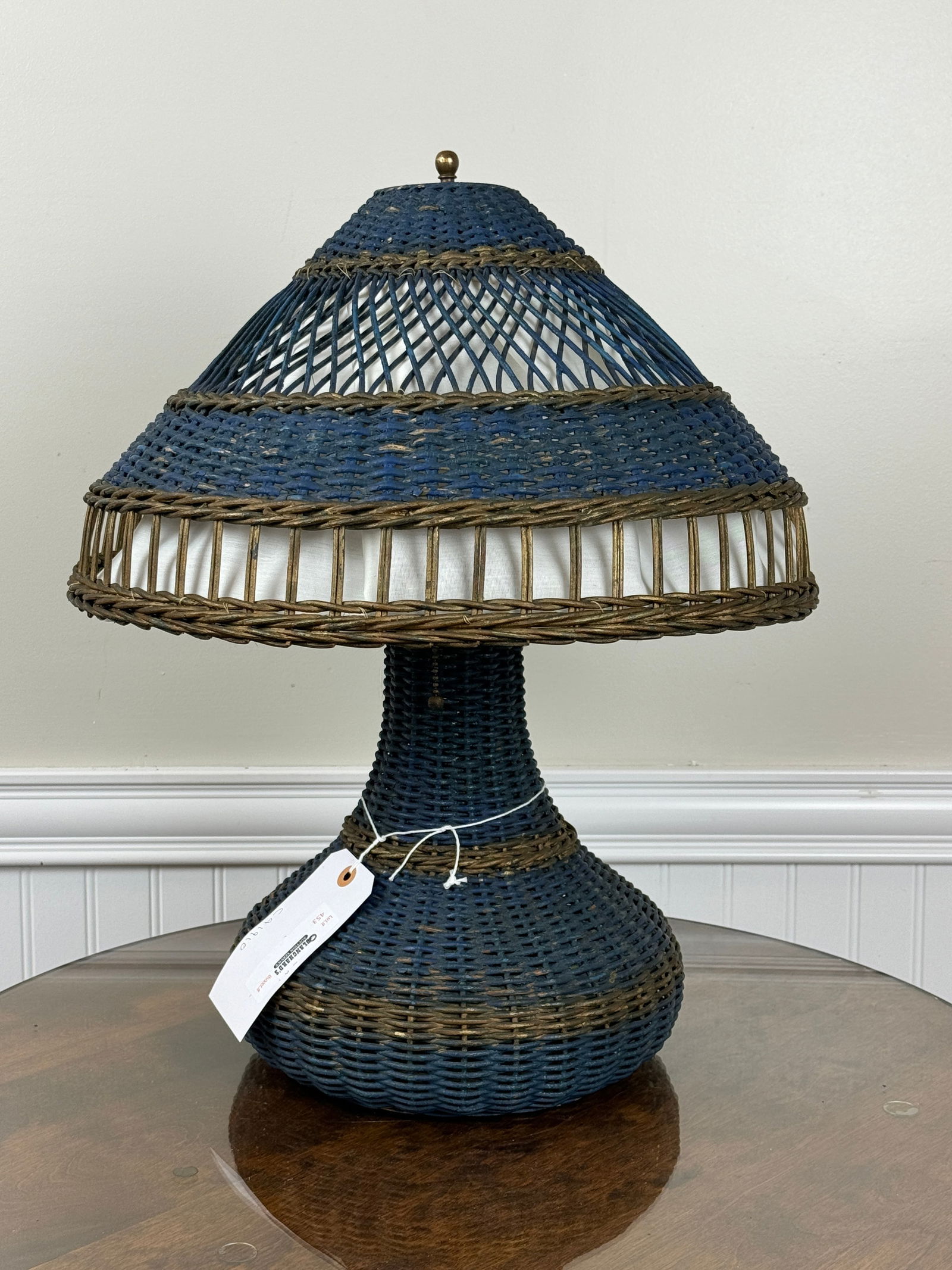 Wicker Painted Table Lamp (1 of 3)