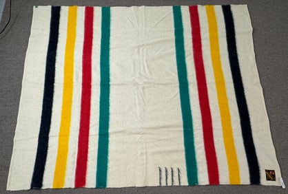 Wool Trapper Point Blanket