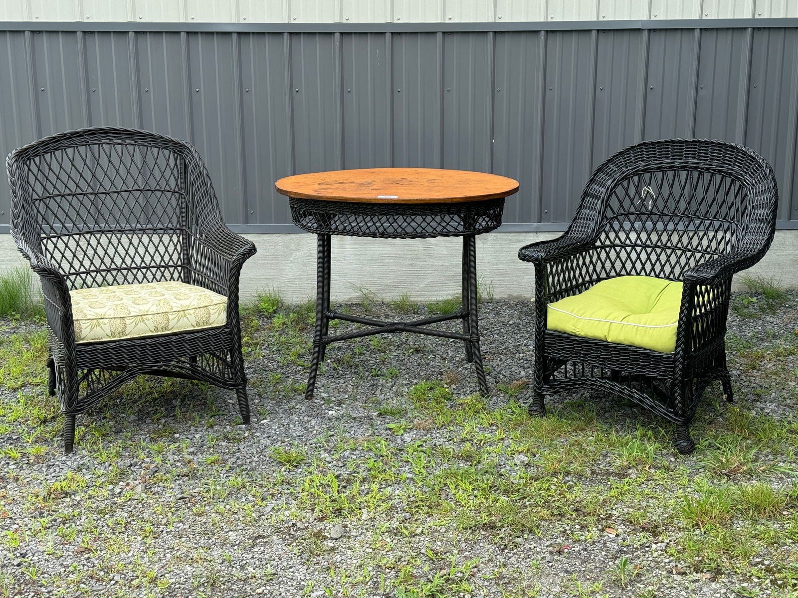 3 Piece Assembled Wicker Set (1 of 7)