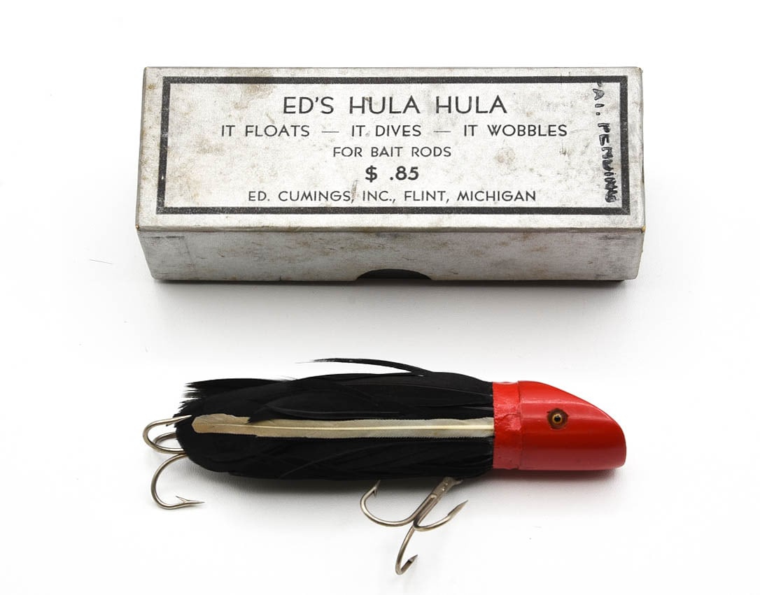 Cumings Ed's Hula Hula (1 of 2)