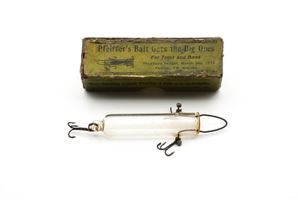 Early Pfeiffer Glass Minnow Tube & Picture Box