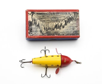 Success Spinner Top Water Globe Bait