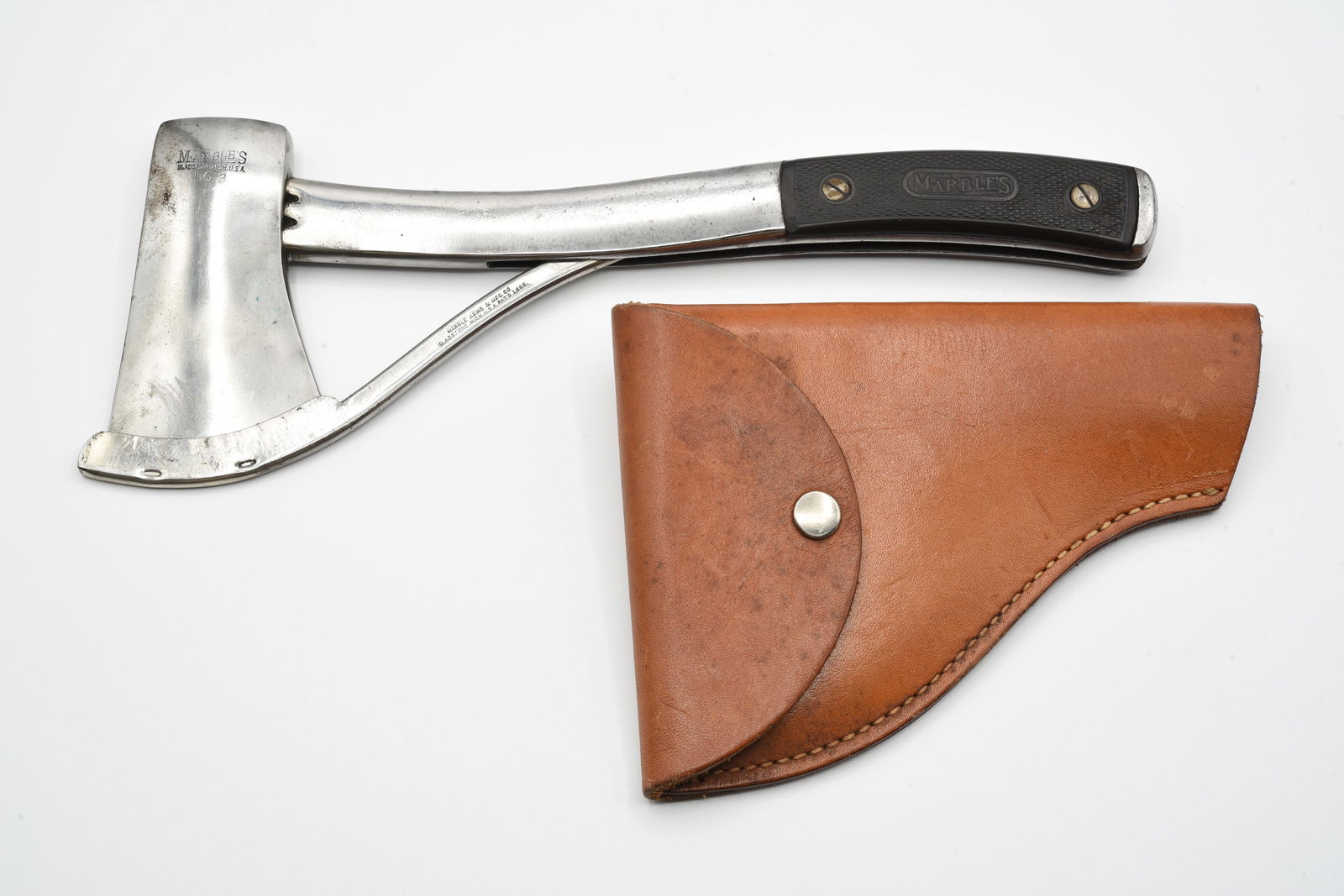 Marbles Hatchet No. 3 with Folding Guard (1 of 3)