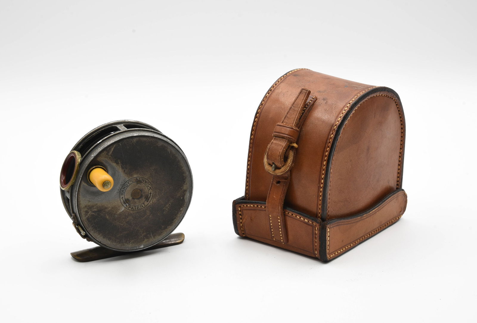 Hardy Perfect Fly Reel (1 of 4)