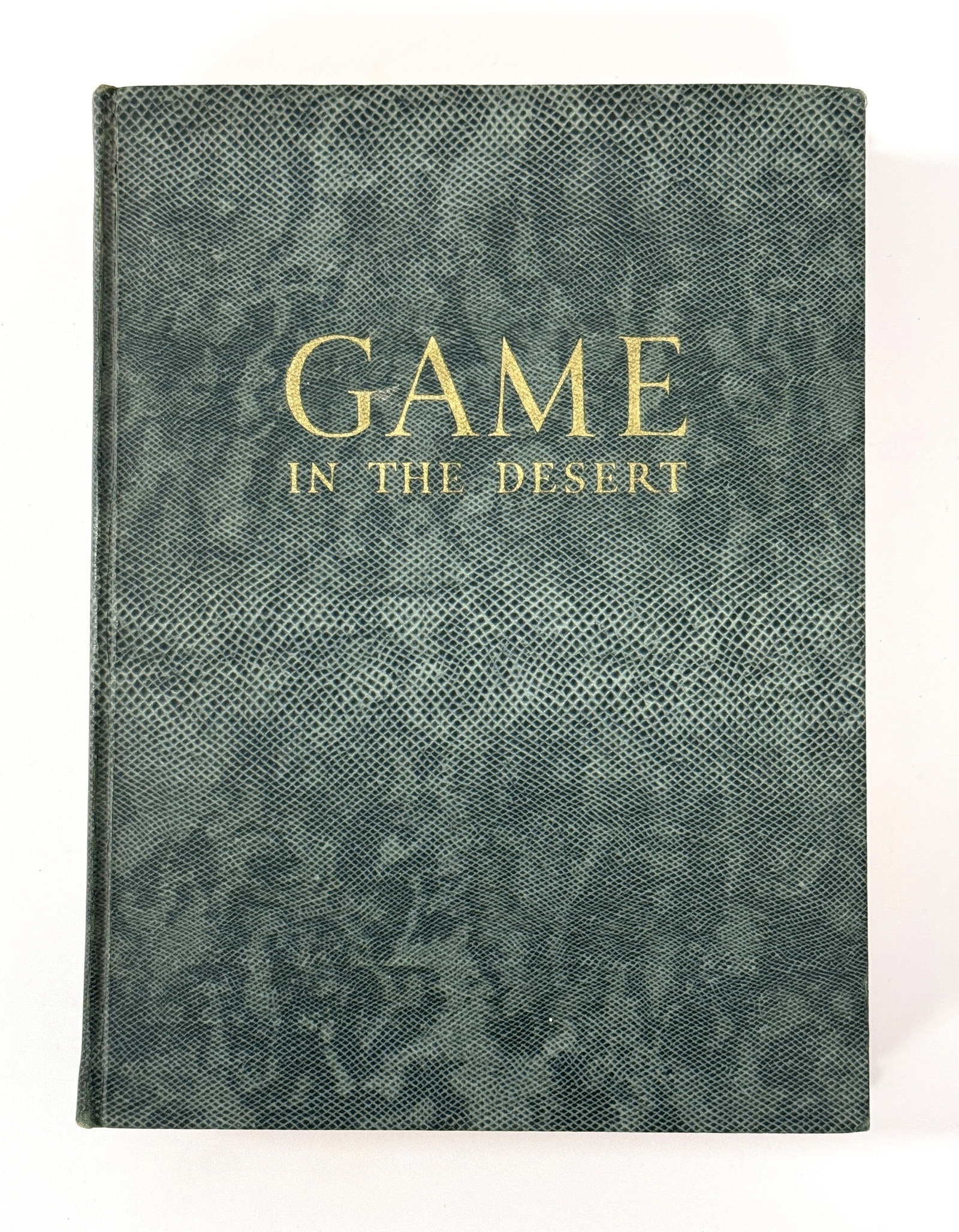 Game In The Desert - Derrydale: O'Conner, Jack - Game in the Desert - 1939, Derrydale Press, New York. Limited in an edition of 950 copies, this being number 302, handwritten signed inscription by the author "With the best wishes of