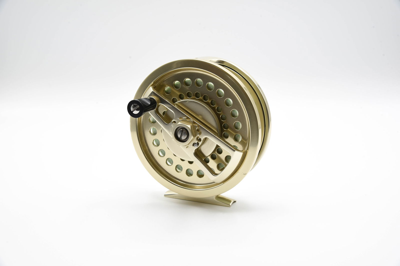 Fin-Nor No. 4.5 Anti-Reverse Fly Reel (1 of 3)