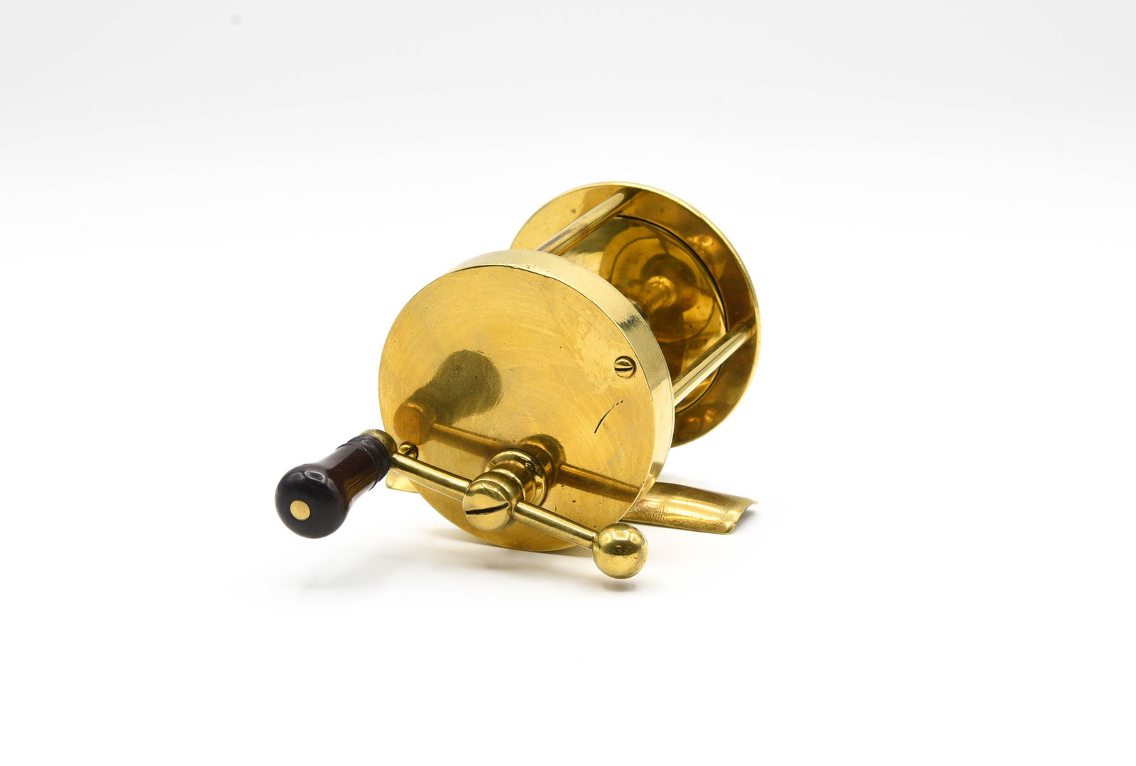 Unmarked Ball Handle Reel (1 of 3)