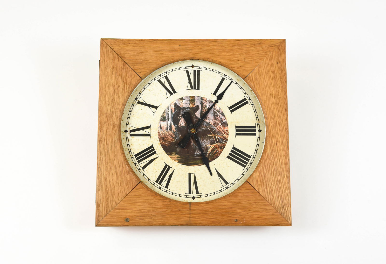Vintage Fred Bear Clock (1 of 2)