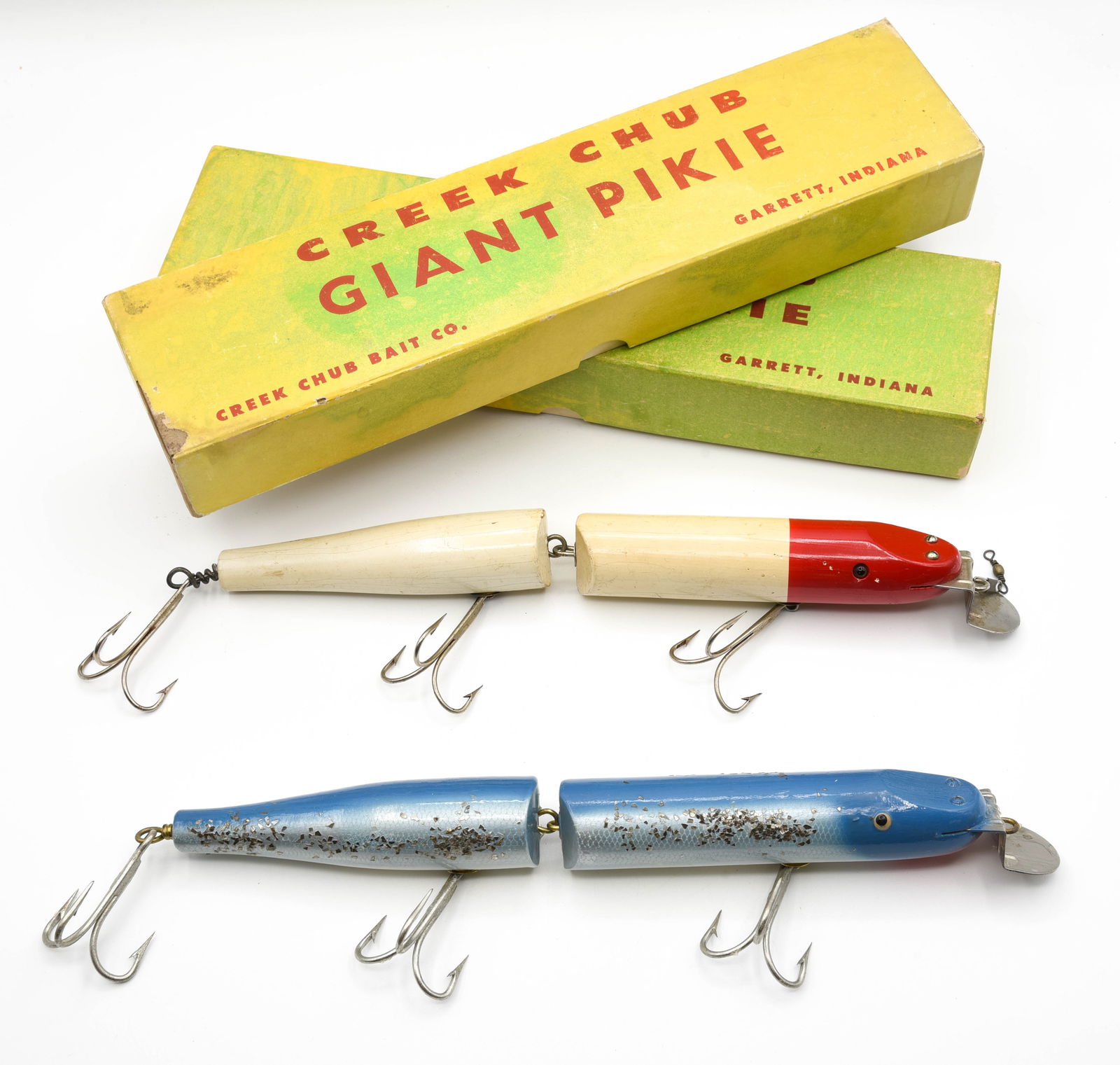 2 Creek Chub Giant Jointed Pikies (1 of 3)