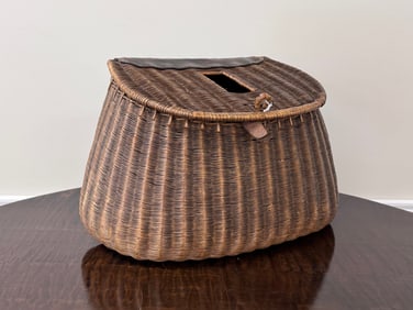 Large Center Hole Fishing Creel