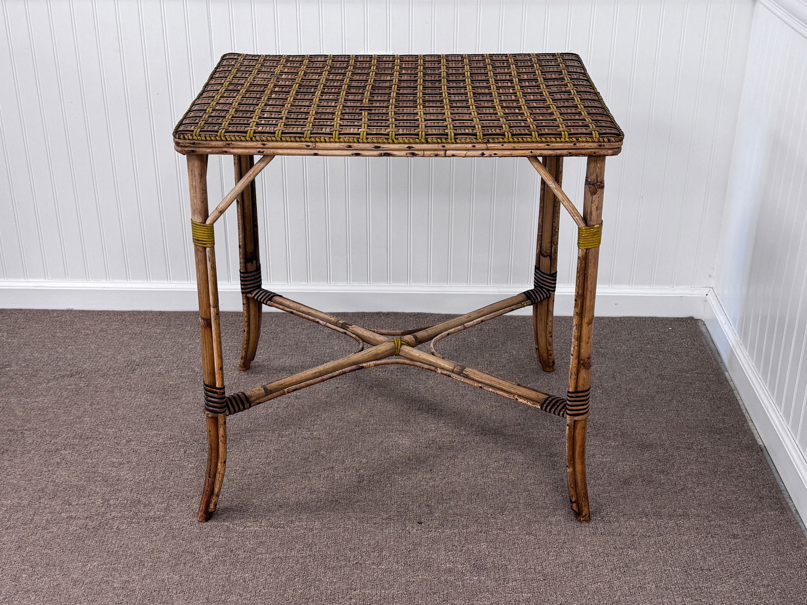 Rattan Card Table (1 of 4)