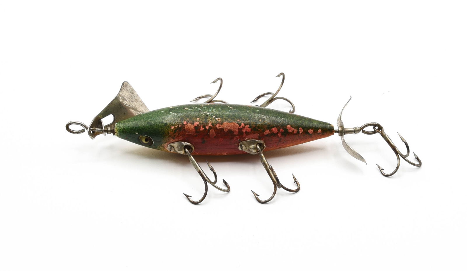 Hansen Muskegon Spoon Jack Minnow: Finished in mottled green back and red sides over white finish, having good glass eyes, surface style hook hardware, and Jacob Hansen's trademark offset front spinner. Although the condition is about