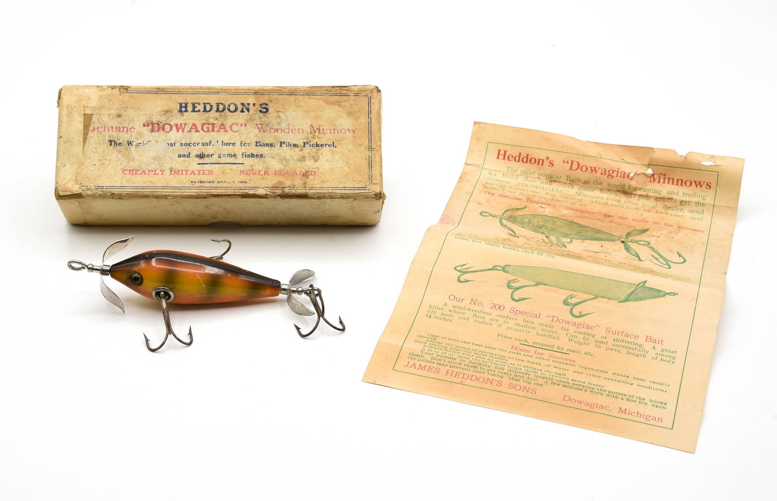 Early Heddon 109A Underwater Minnow (1 of 3)