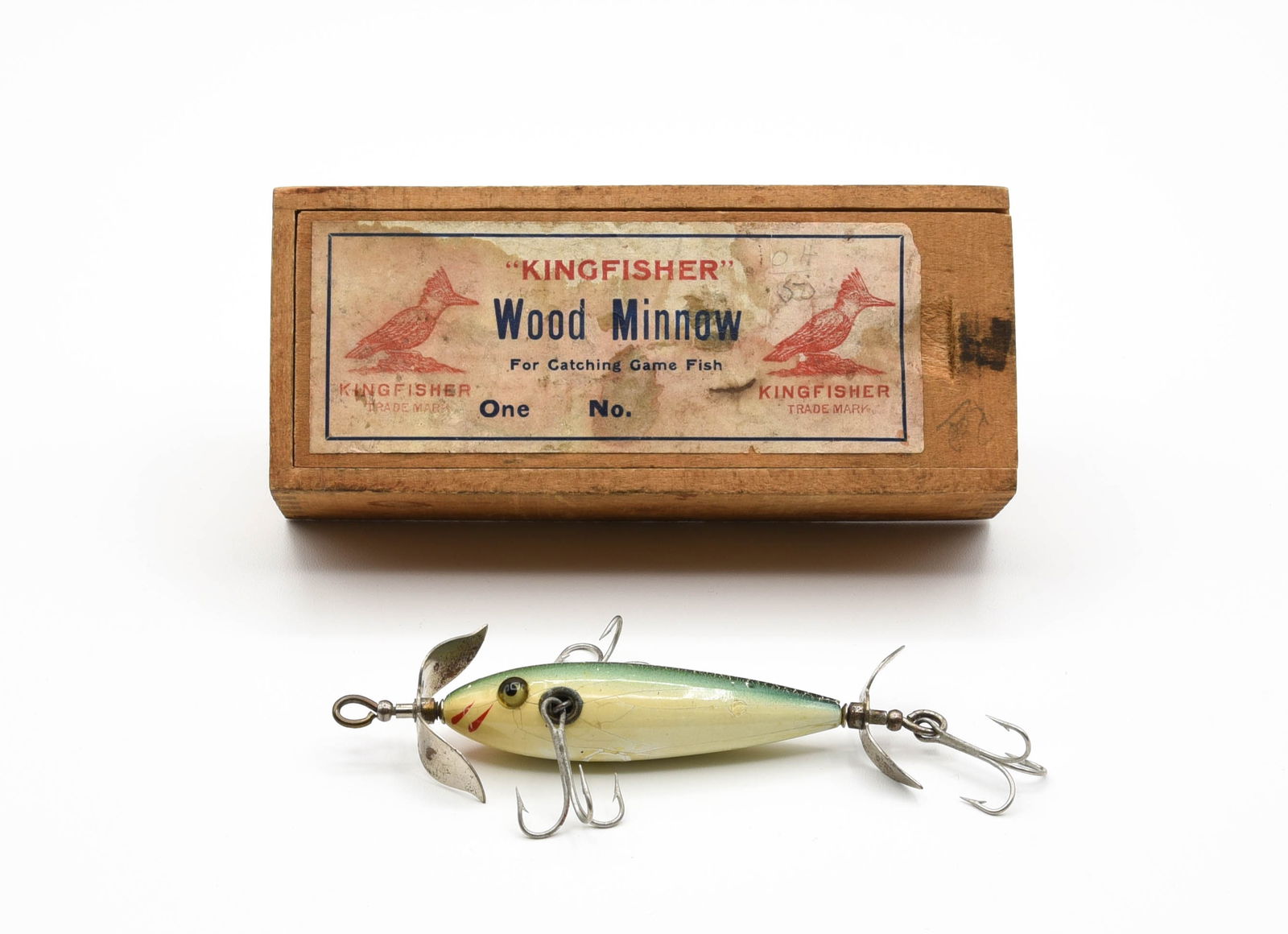 Kingfisher Wood Minnow Box (1 of 3)