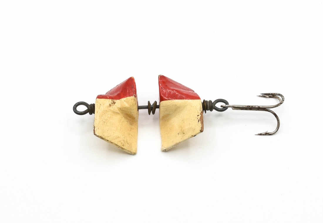 O.C. Schaefer Turbulent Fishing Lure (1 of 2)