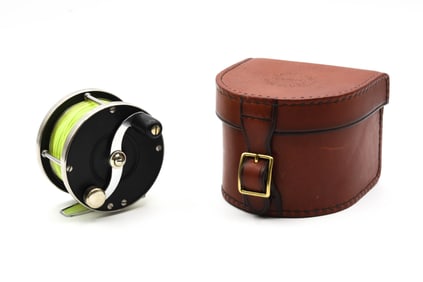 Saracione Deluxe Trout Reel in Leather Case