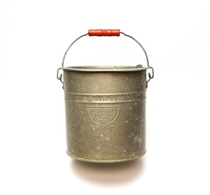 Early Nu-Air-Flo Minnow Bucket