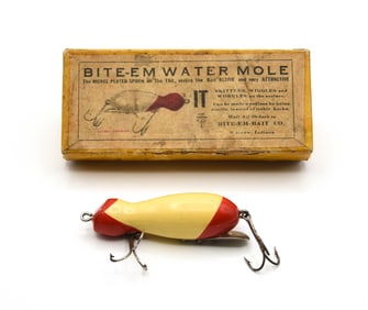 Bite-Em Water Mole Picture Box