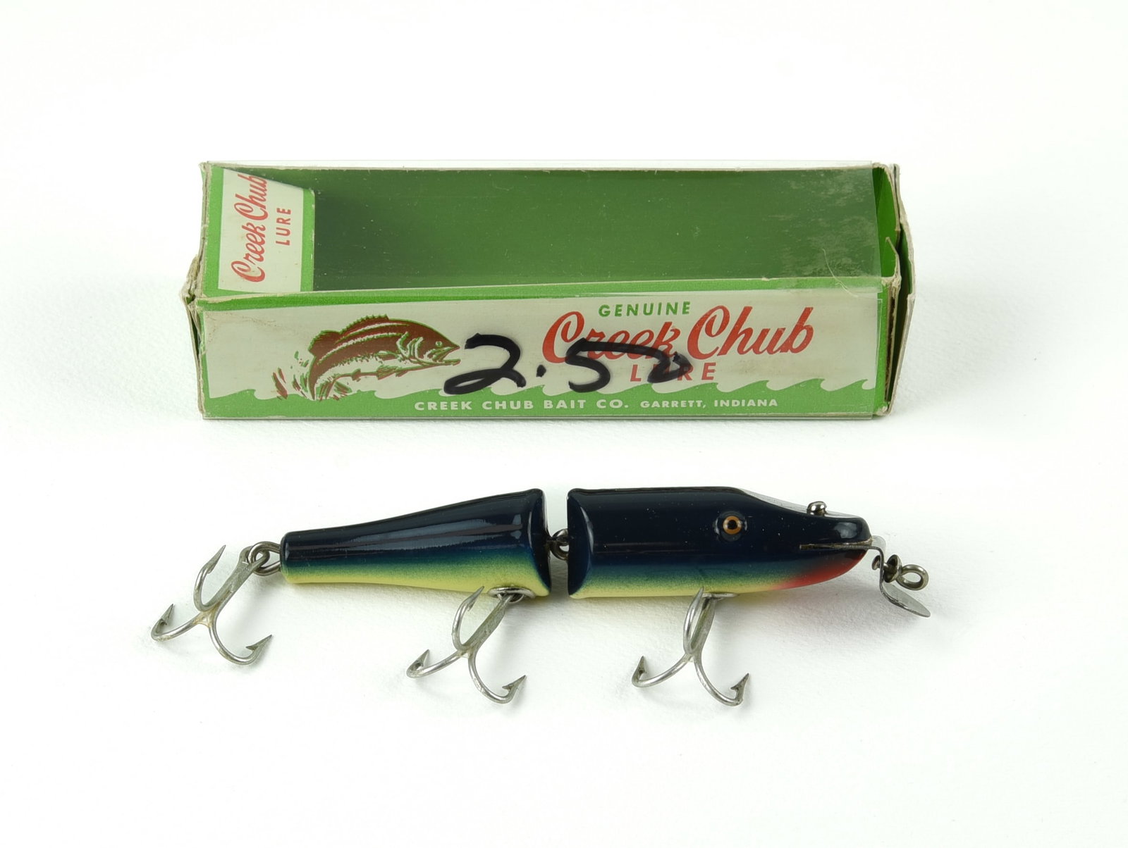 Creek Chub 2635 Jointed Pikie Special (1 of 5)