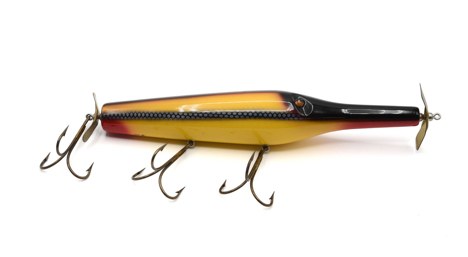 Rusty Jessee Gar Minnow: Oversized display lure measuring 10" in length with large treble hooks, unmarked spinners, good glass eyes and signed "Rusty Jessee 12/2010 #101" on the belly. In Ex condition.