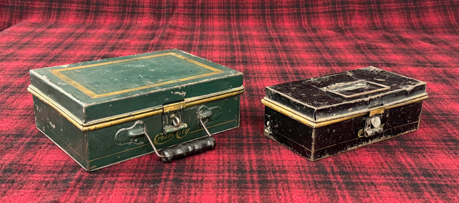 Early Cream City Tackle Boxes (1 of 4)