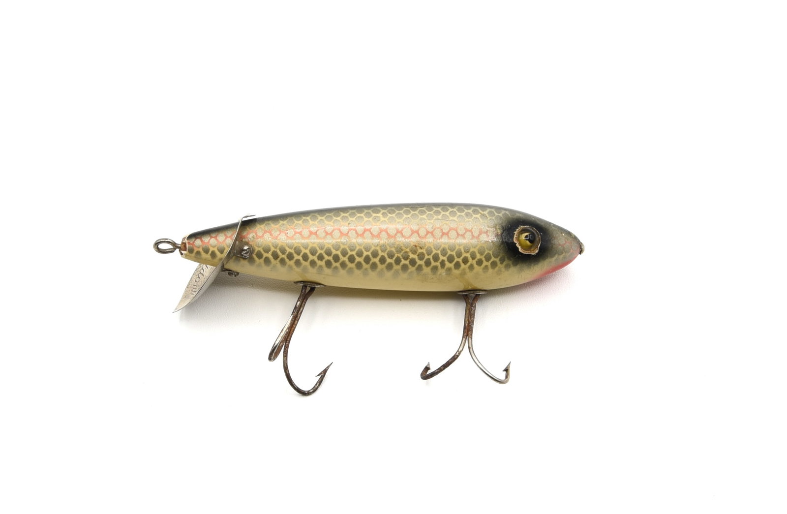 Heddon Crab Wiggler: Shiner scale 1800, depression era, measuring nearly 4" in length and rigged with small insert cups (tiny holes started for L-rig) and a Deep-O-Diver collar. About VG+ with wear, tail chipping and arou