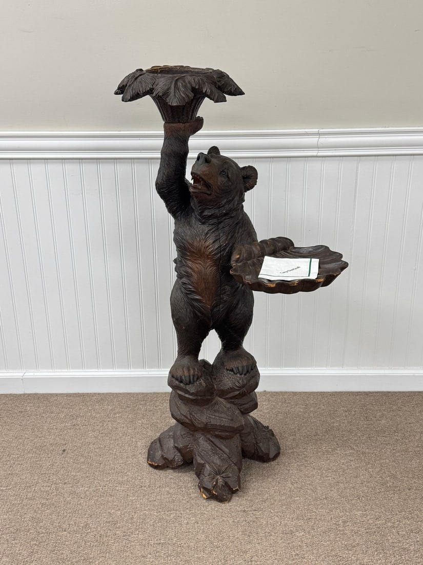 Black Forest Standing Bear Stand