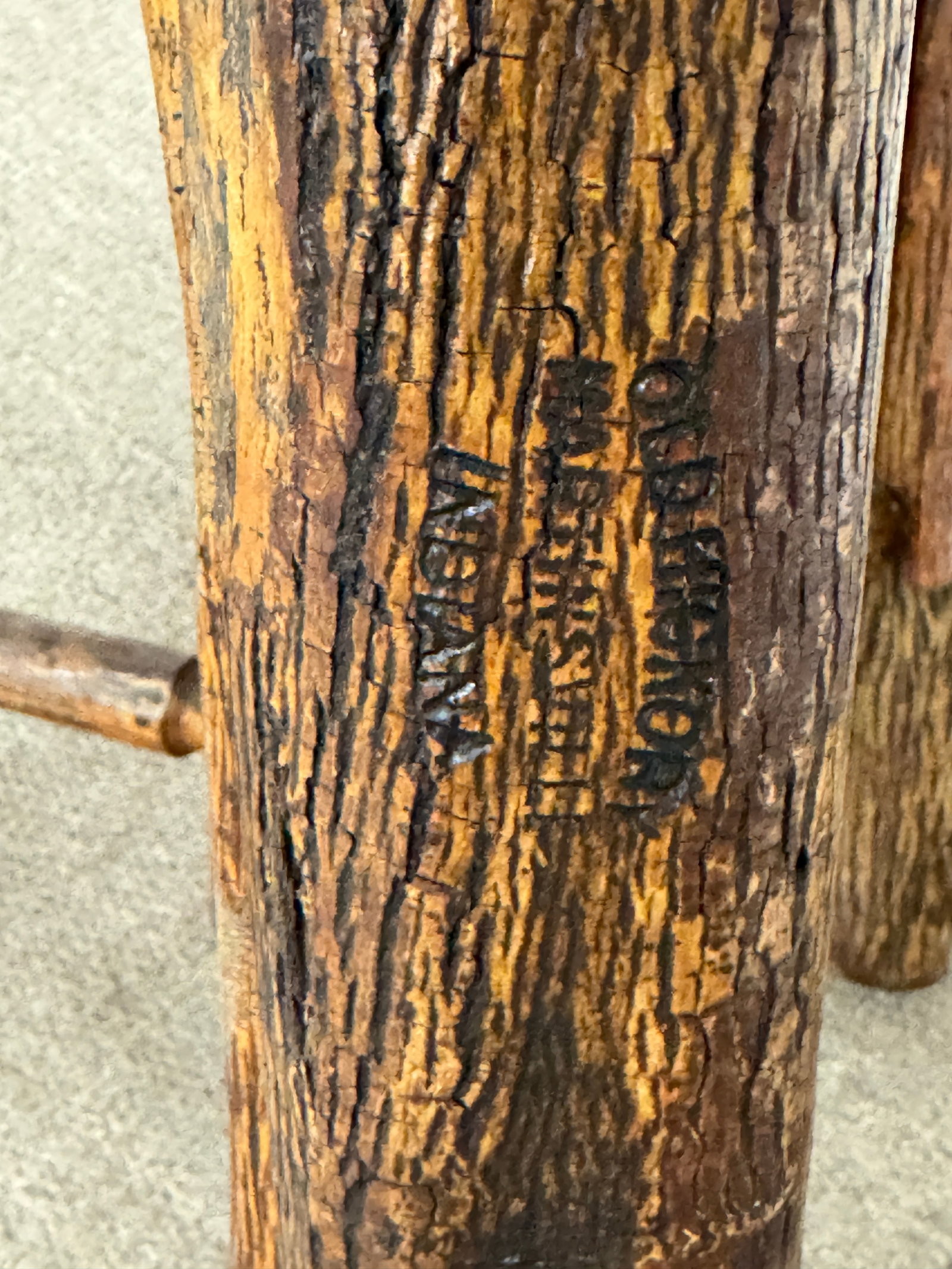 Old Hickory Round Lamp table - 4
