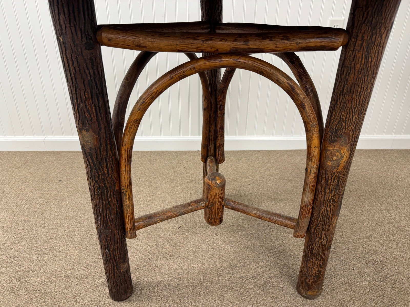 Old Hickory Round Lamp table - 5