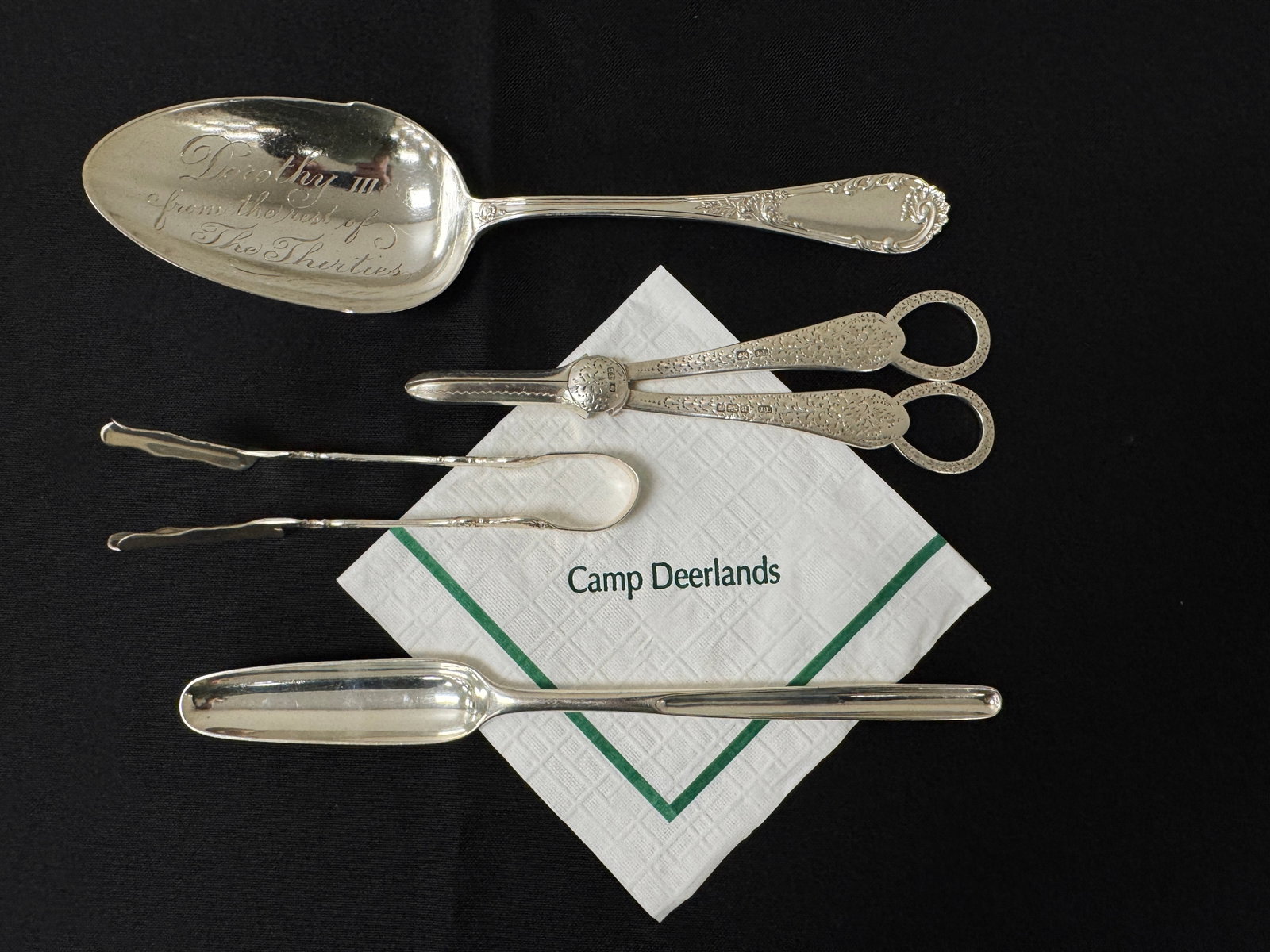 Whitney Vanderbilt Collection Sterling Silver: 4 Serving Pieces. 8.52 troy oz.