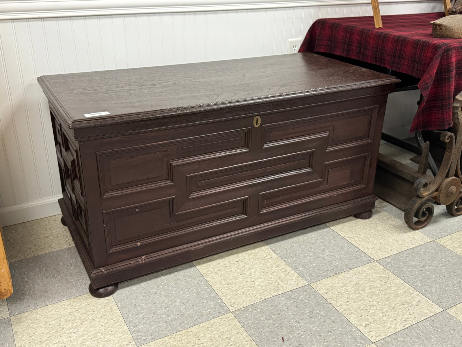 Early Wooden Blanket Box with Bunn Feet (1 of 3)