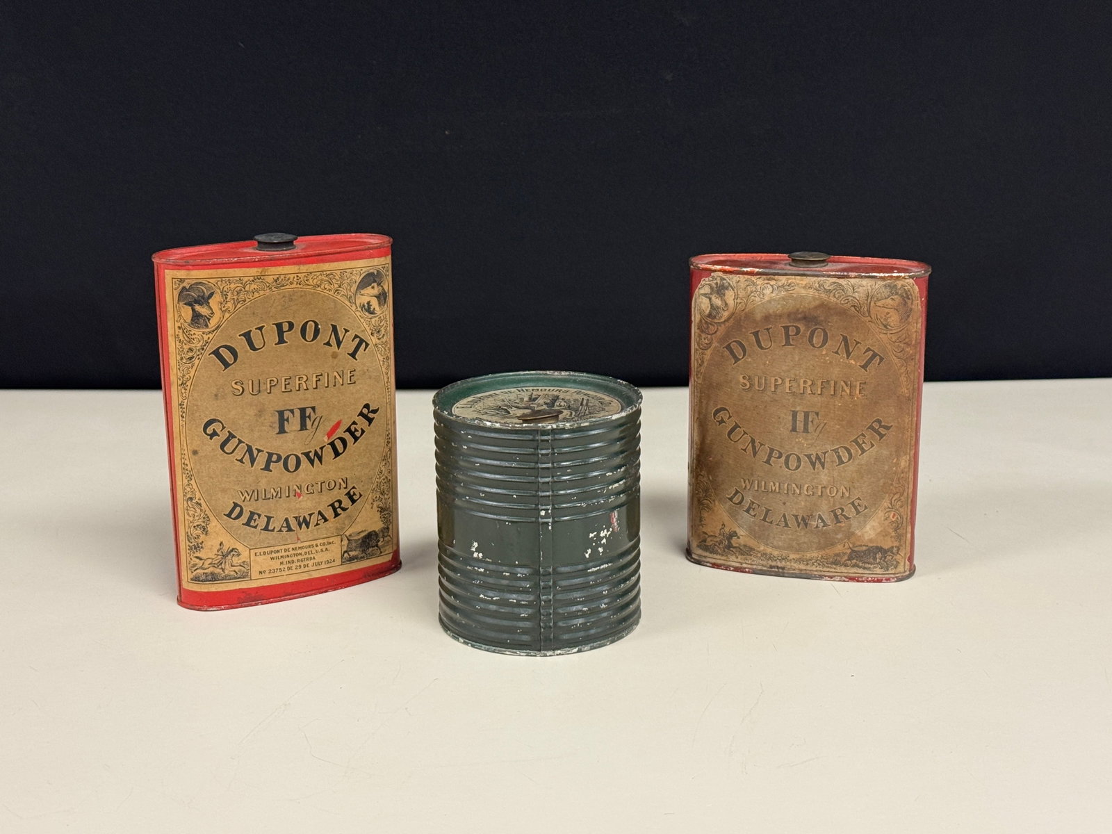 3 Dupont Gun Powder Tins (1 of 6)