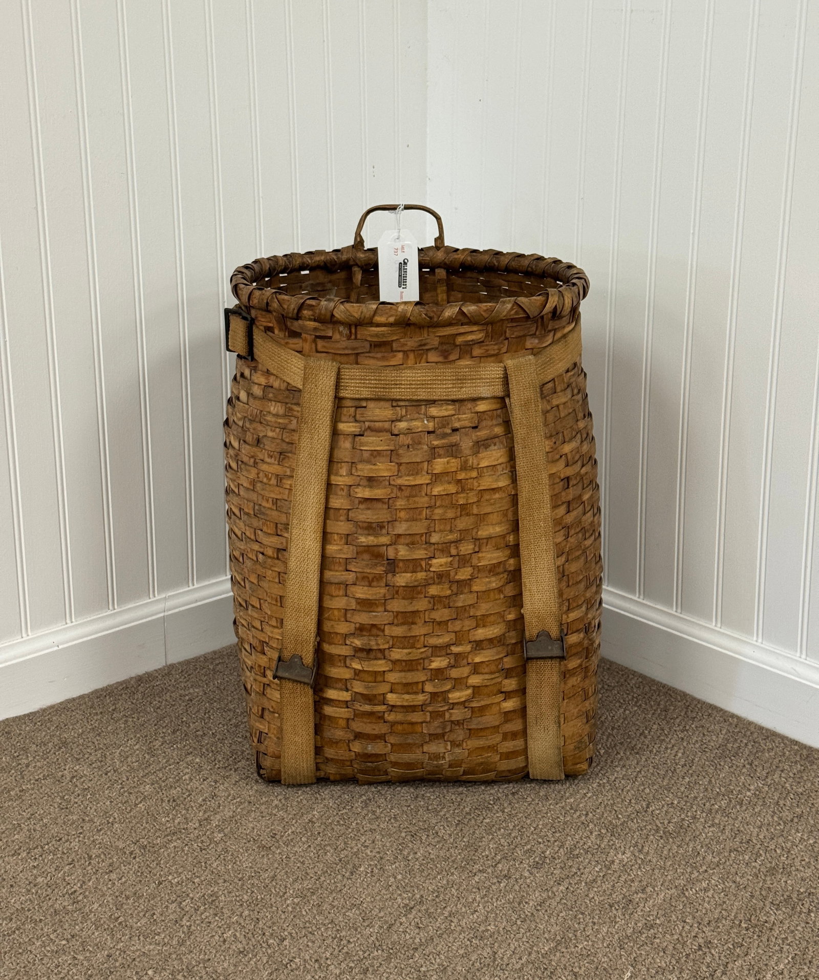 Adirondack Pack Basket with Canvas Straps (1 of 2)