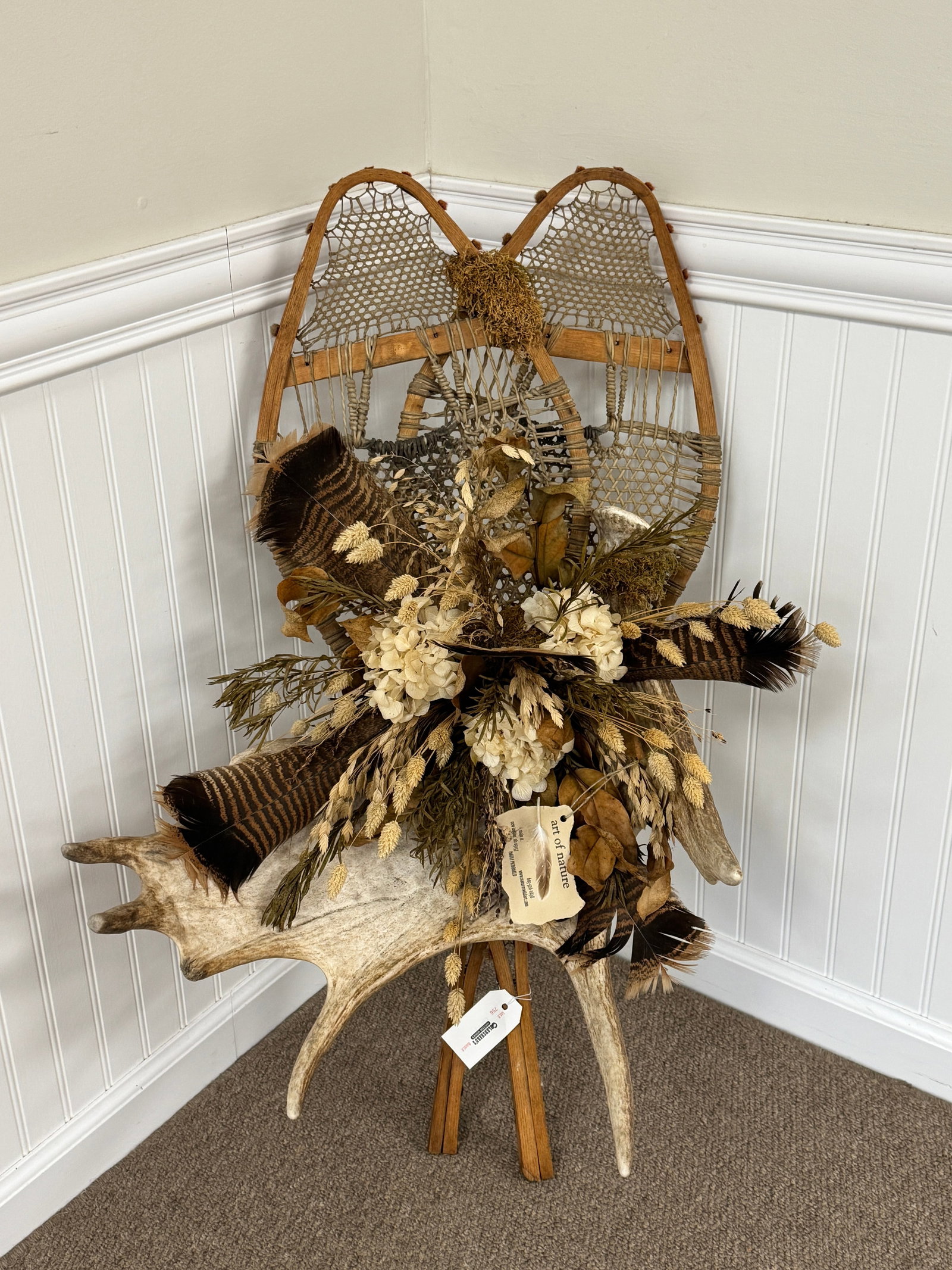 Snowshoe Antler and Feather Wall Hanging (1 of 3)