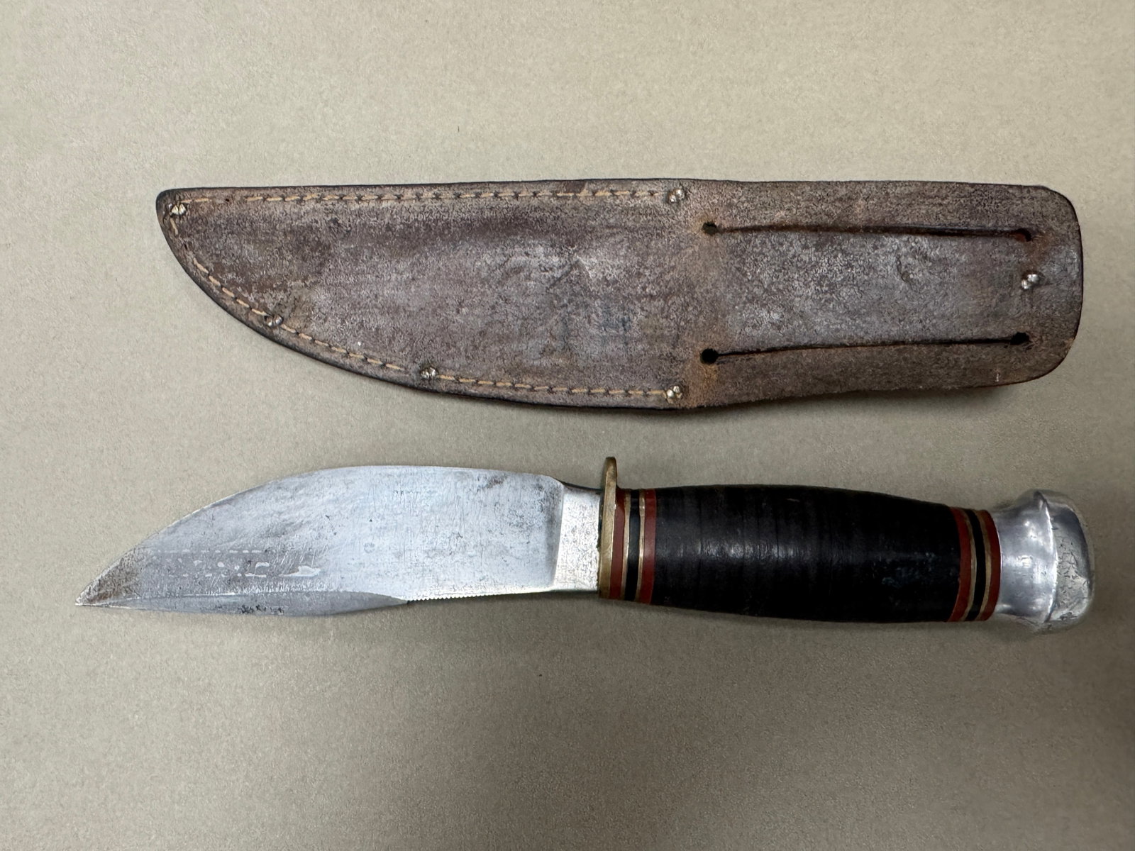 Marbles Hunting Knife with Leather Sheath (1 of 3)