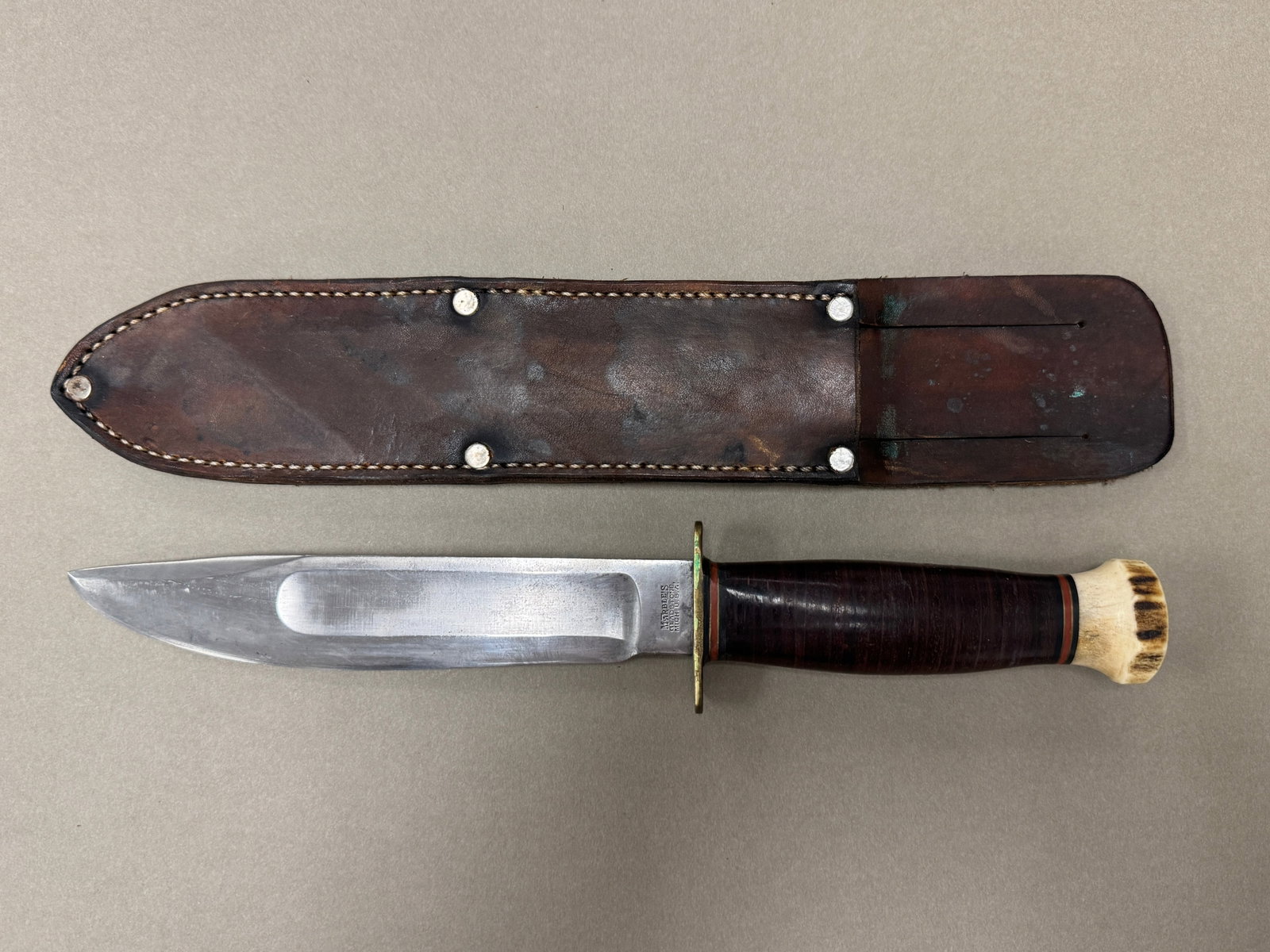 Marbles Hunting Knife with Leather Sheath (1 of 2)