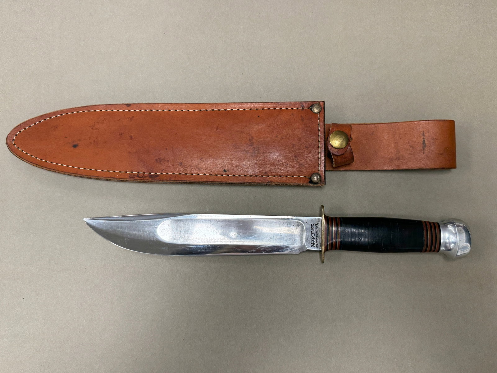 Marbles Hunting Knife with Leather Sheath (1 of 2)