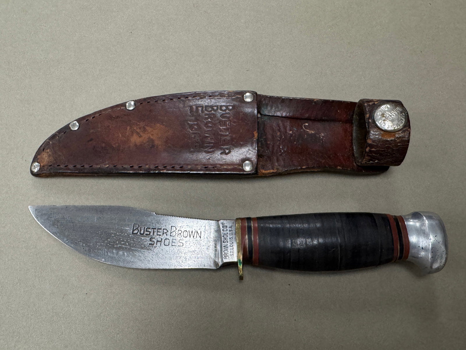 Marbles Hunting Knife with Leather Sheath (1 of 2)