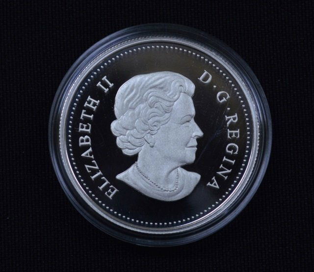 2012 Canadian Fine Silver $5 Coin - 23.17 grams: Georgina Fane Pope
