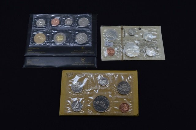 8 Canadian Uncirculated Coin Sets (1 of 1)
