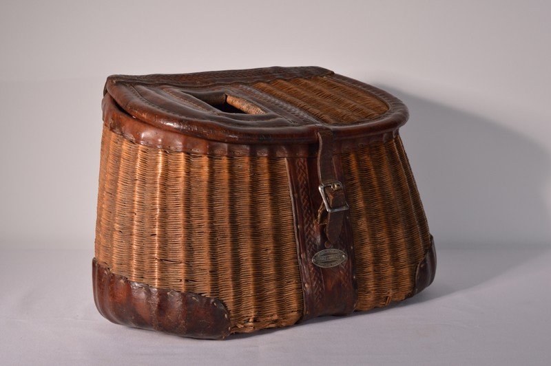 George Lawrence Fishing Creel with Tooled Leather (1 of 5)