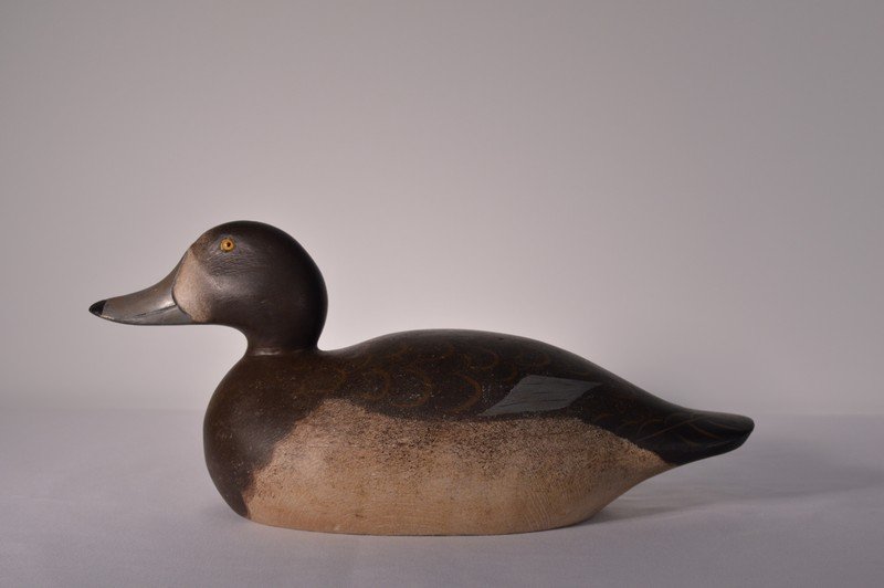 Mason Hen Redhead Premier Grade Duck Decoy (1 of 3)