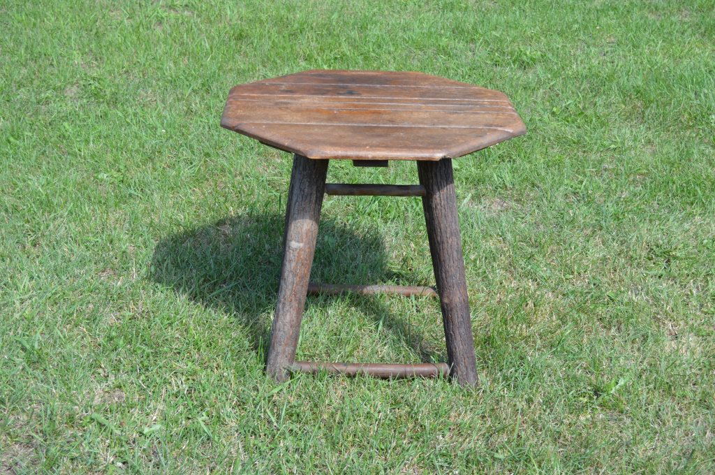 Branded Old Hickory Octagonal End Stand (1 of 4)