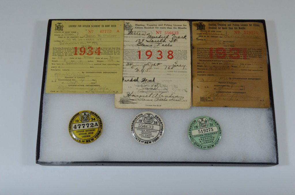 3 NYS Hunting Buttons with Papers (1 of 1)