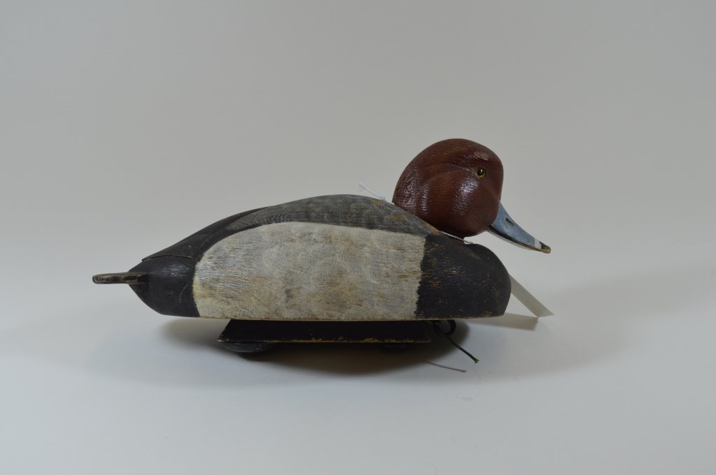 Glen Ladenberger Drake Redhead Duck Decoy (1 of 3)