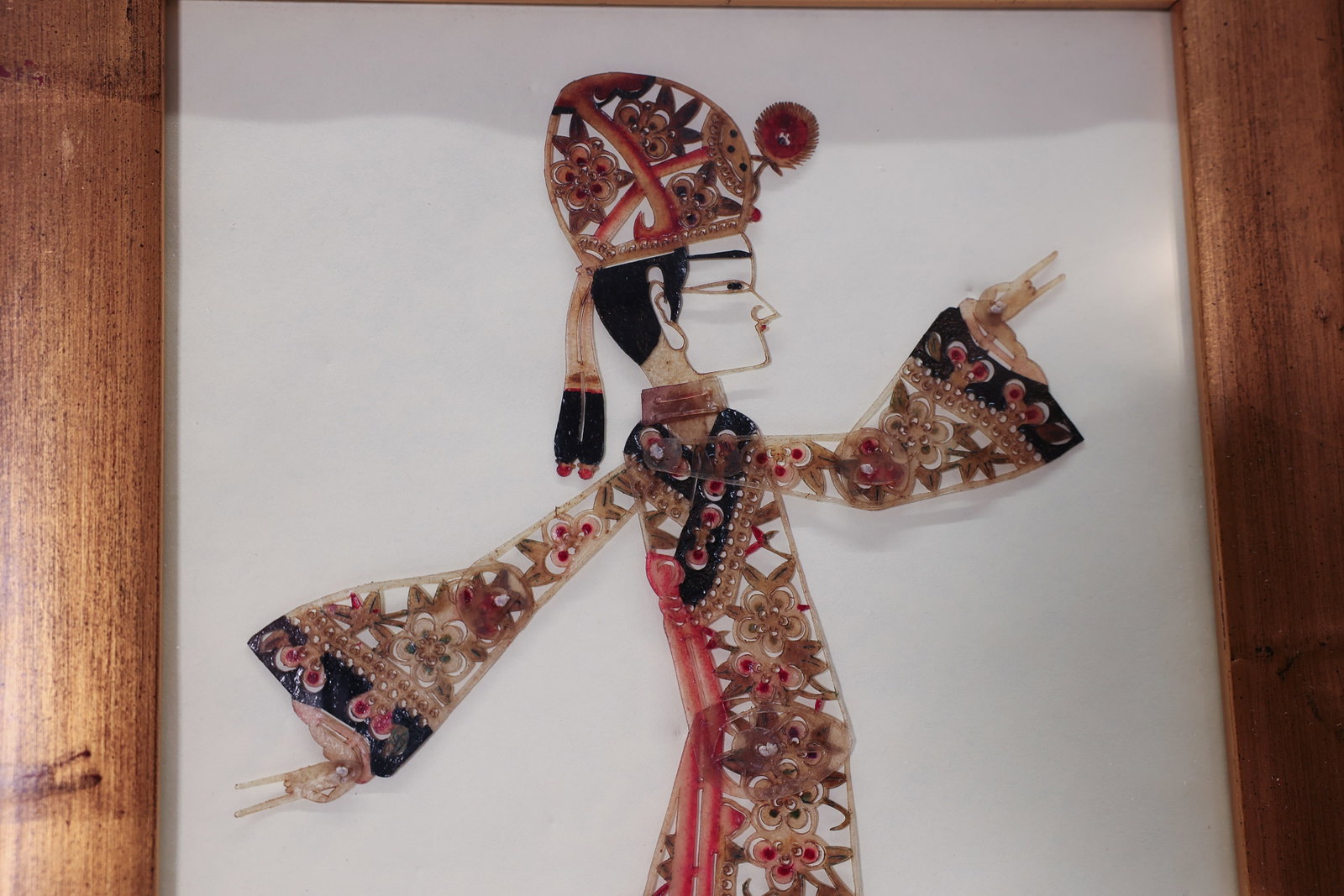 Framed Chinese Shadow Puppet, Painted Hide - 3