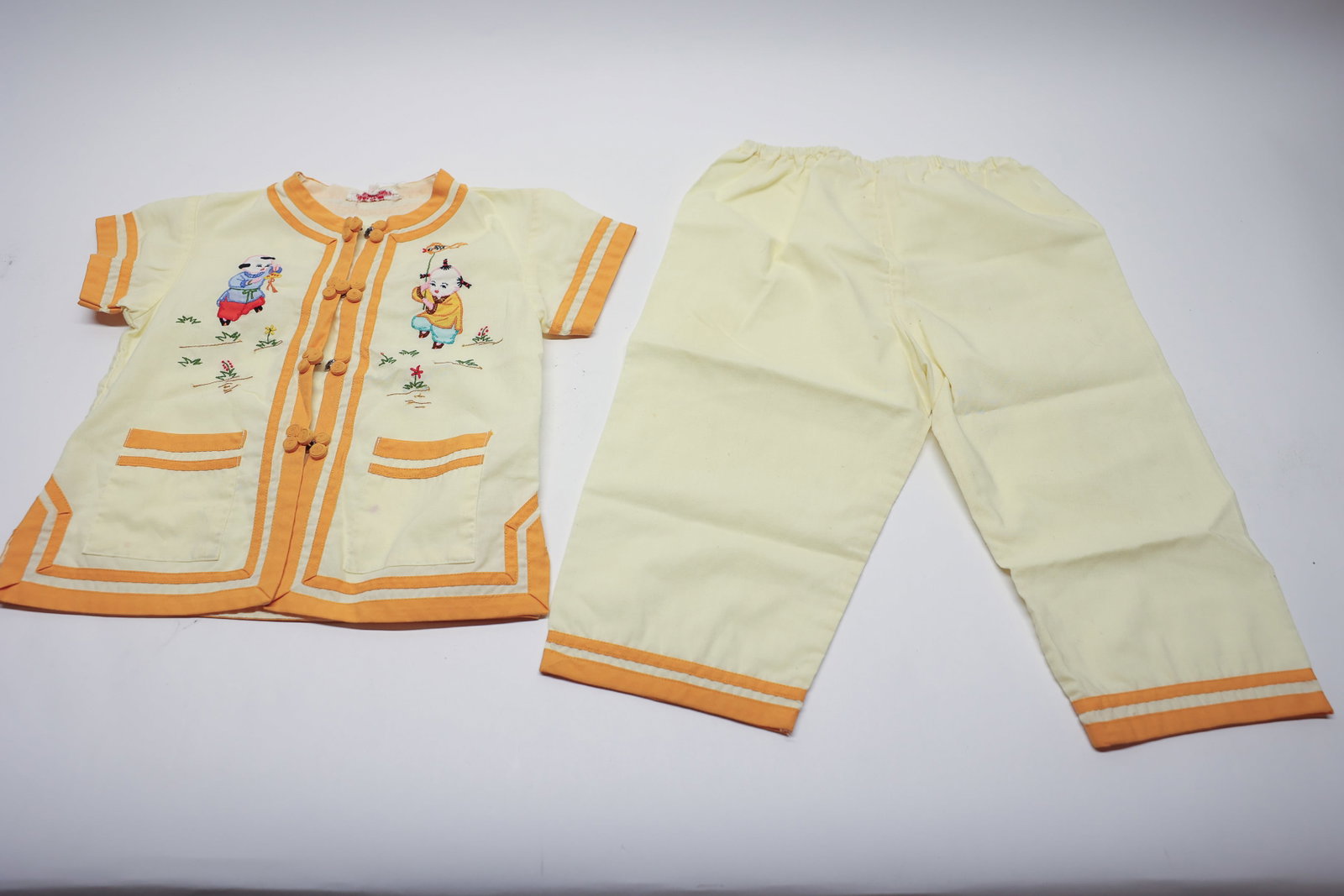Vintage Plum Blossoms Children's 2pc Suit Set: Adorable vintage children's two-piece playset by Plum Blossoms, made in a polyester-cotton blend (65% polyester/35% cotton) in China, size 2 (estimated 2T). The soft cream-colored jacket features hand