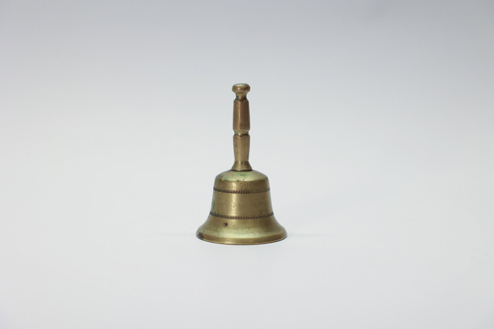 Vintage Brass Bell (1 of 4)