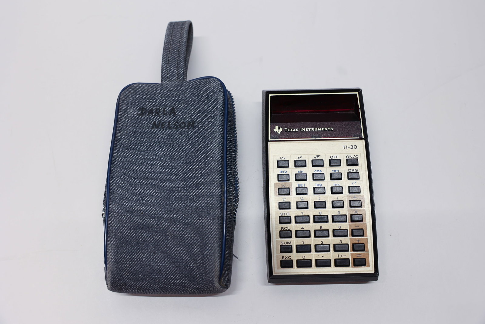 Vintage Calculator (1 of 6)